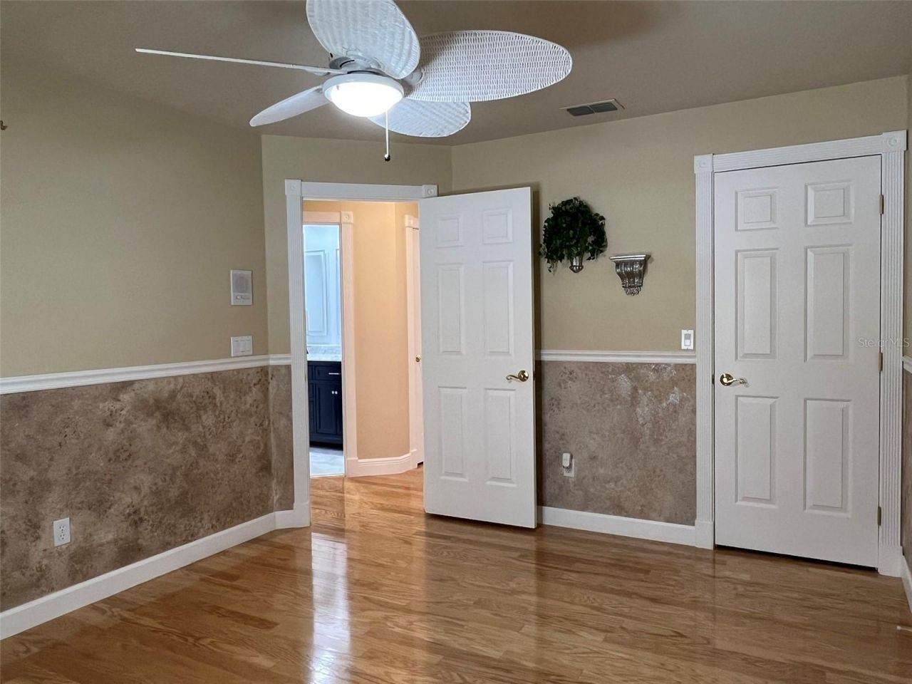 3924 Sunnybrook Court, Orlando, FL 32820 Photo
