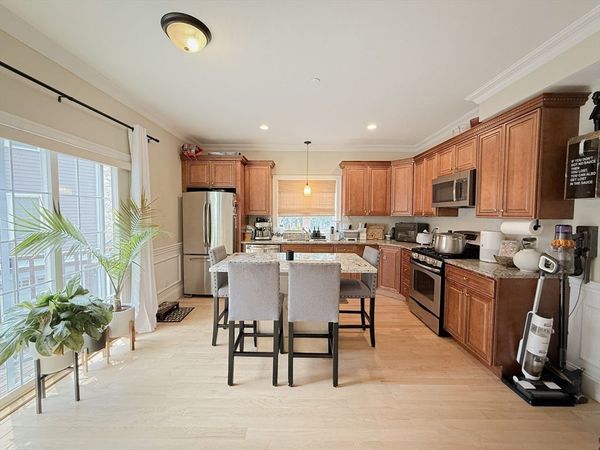 159 Willard St, Unit 7, Quincy, MA 02169