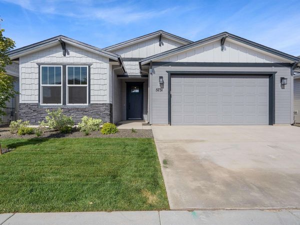 5679 W Wildfire Dr, Meridian, ID 83646