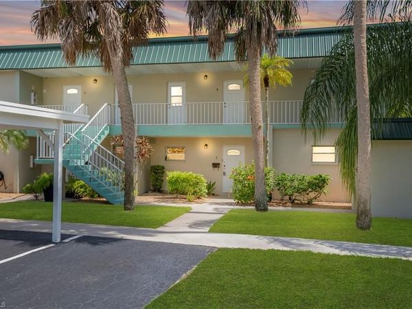 1715 Golf Club DR , Unit 2, NORTH FORT MYERS, FL 33903