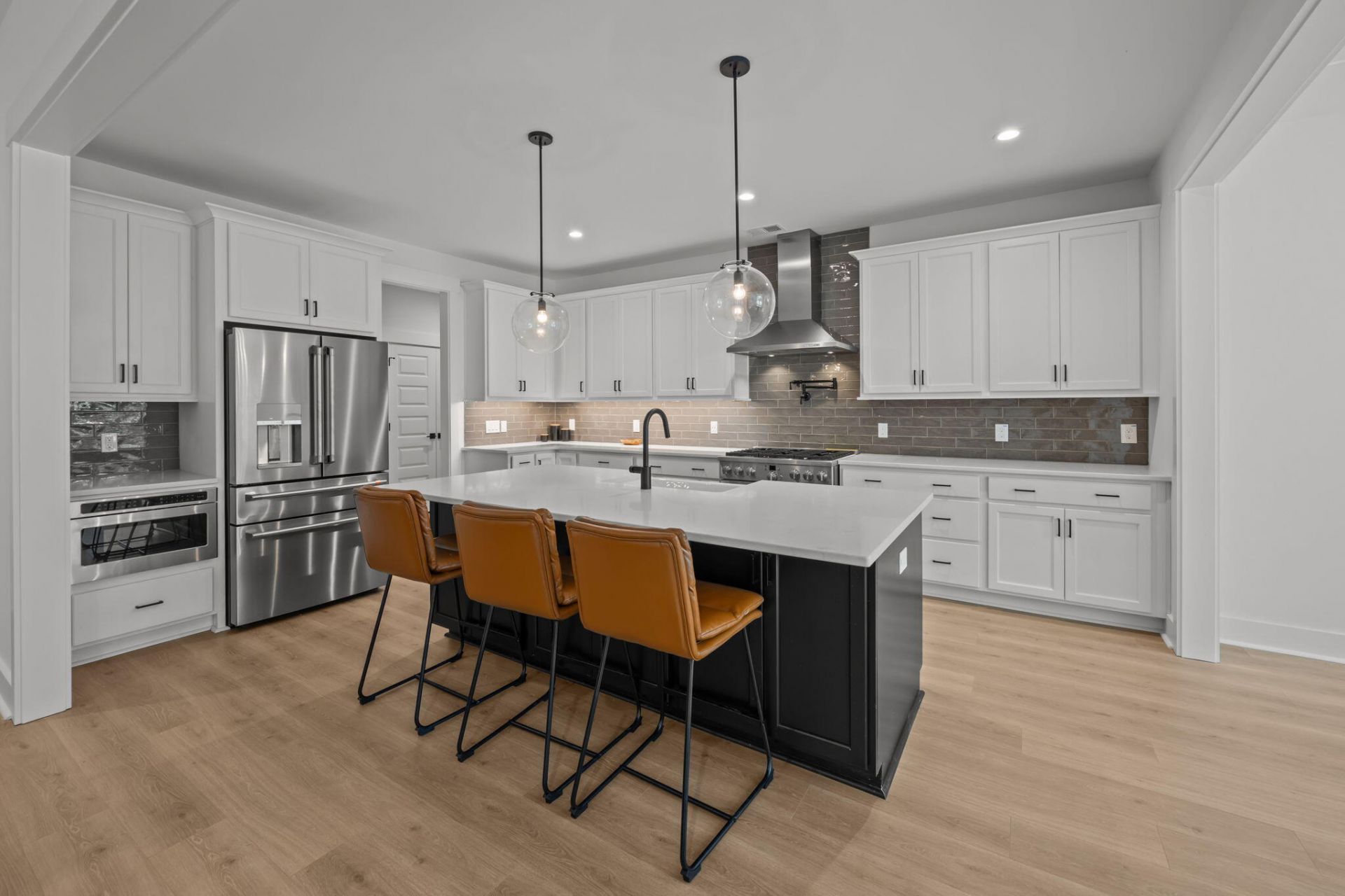 1047 Butterfly Lane Photo 11