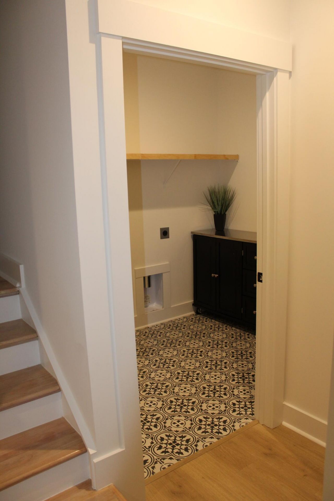 1047 Butterfly Lane Photo 22