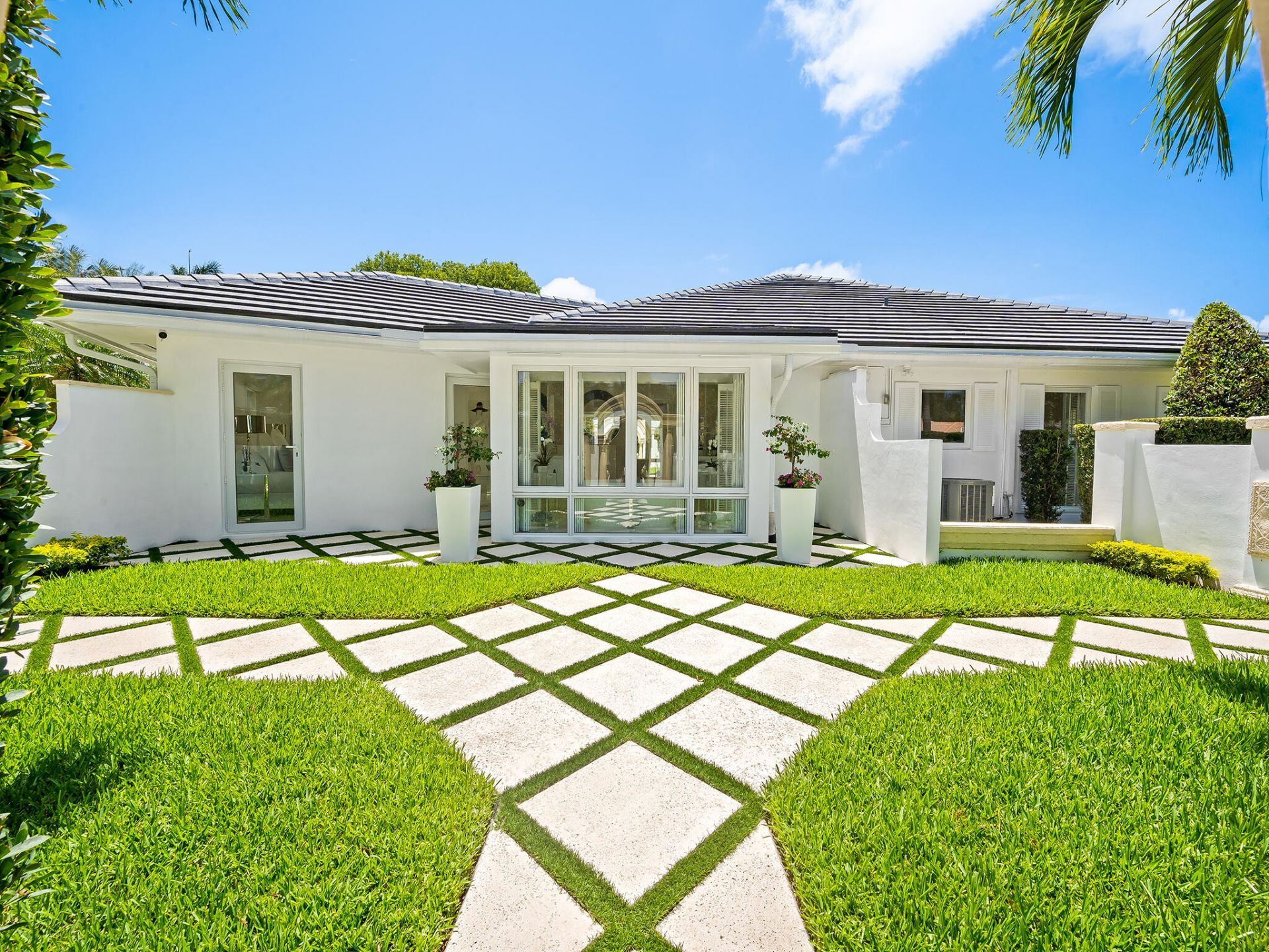 2831 NE 40th Street, Fort Lauderdale, FL 33308 Photo