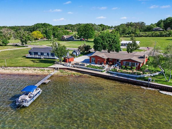 4554 Crescent Beach Road, Onekama, MI 49675