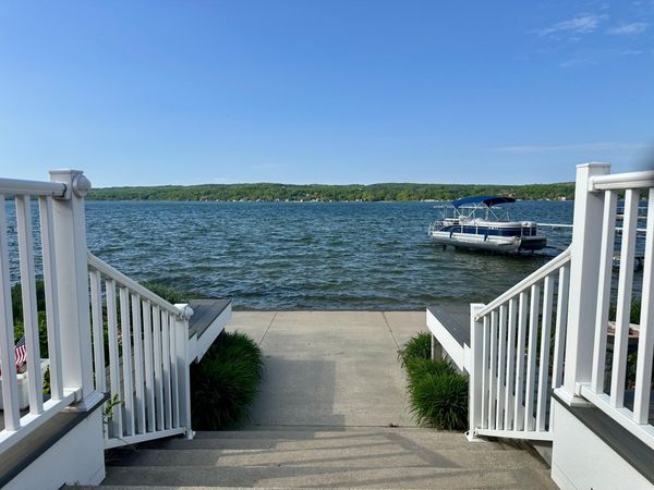 4554 Crescent Beach Road, Onekama, MI 49675
