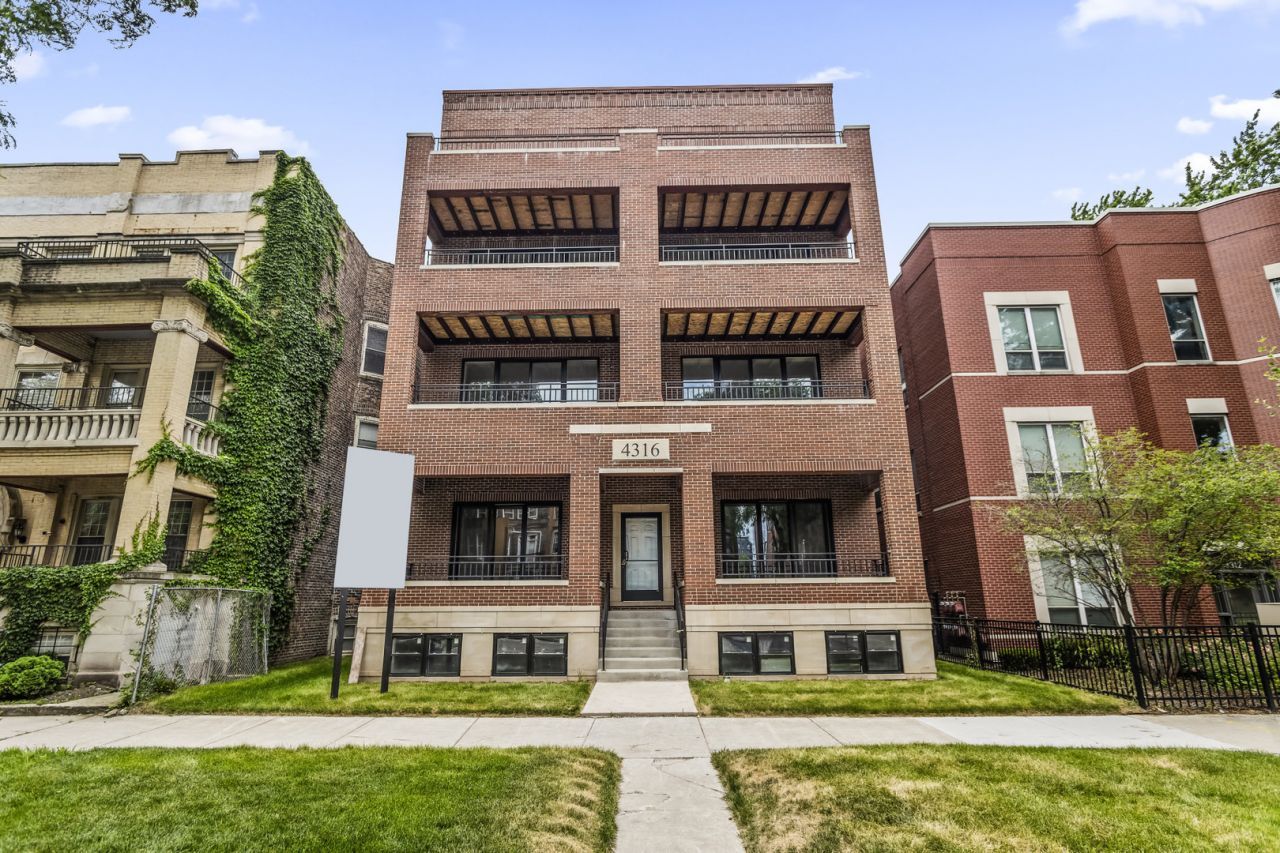 4316 S Michigan Avenue , Unit 1S, Chicago, IL 60653 Main Photo