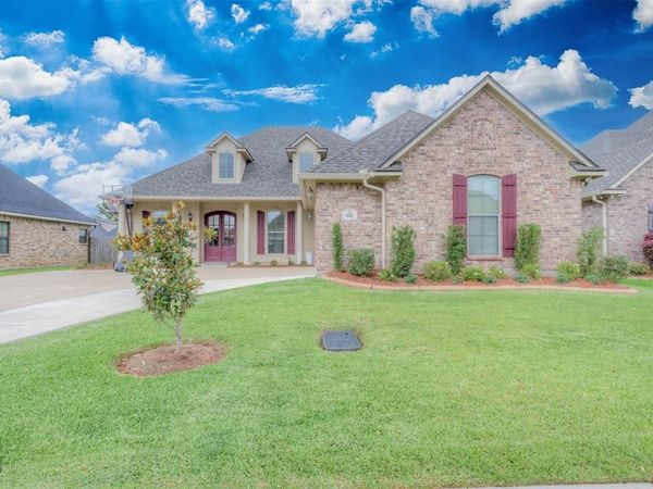 611 Manassas Circle , Bossier City, LA 71112