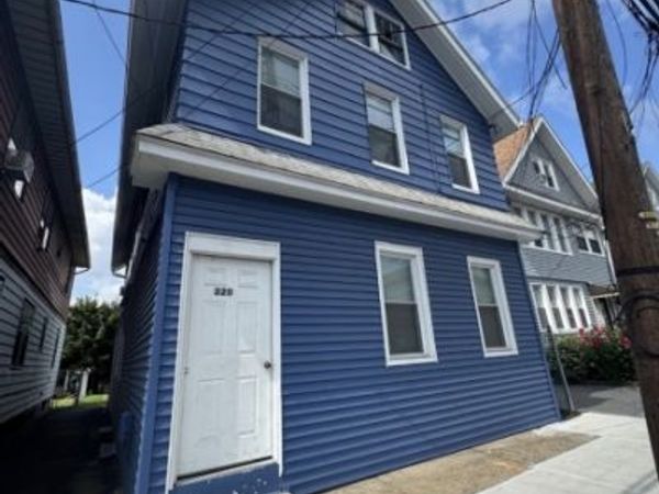 320 Hillside Ave, Hillside, NJ 07205