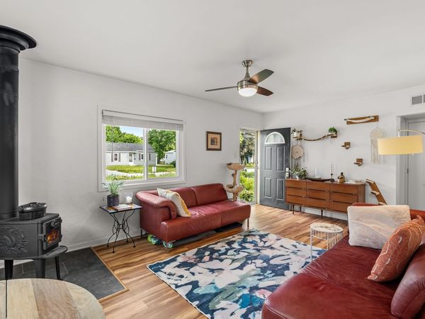 4036 15th Street, Des Moines, IA 50313