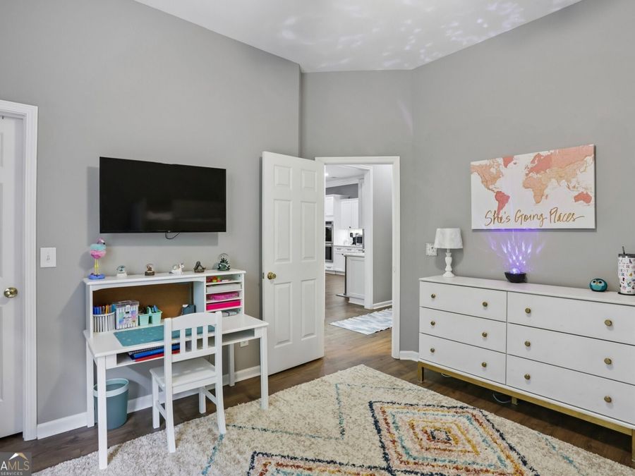 Property Image 32
