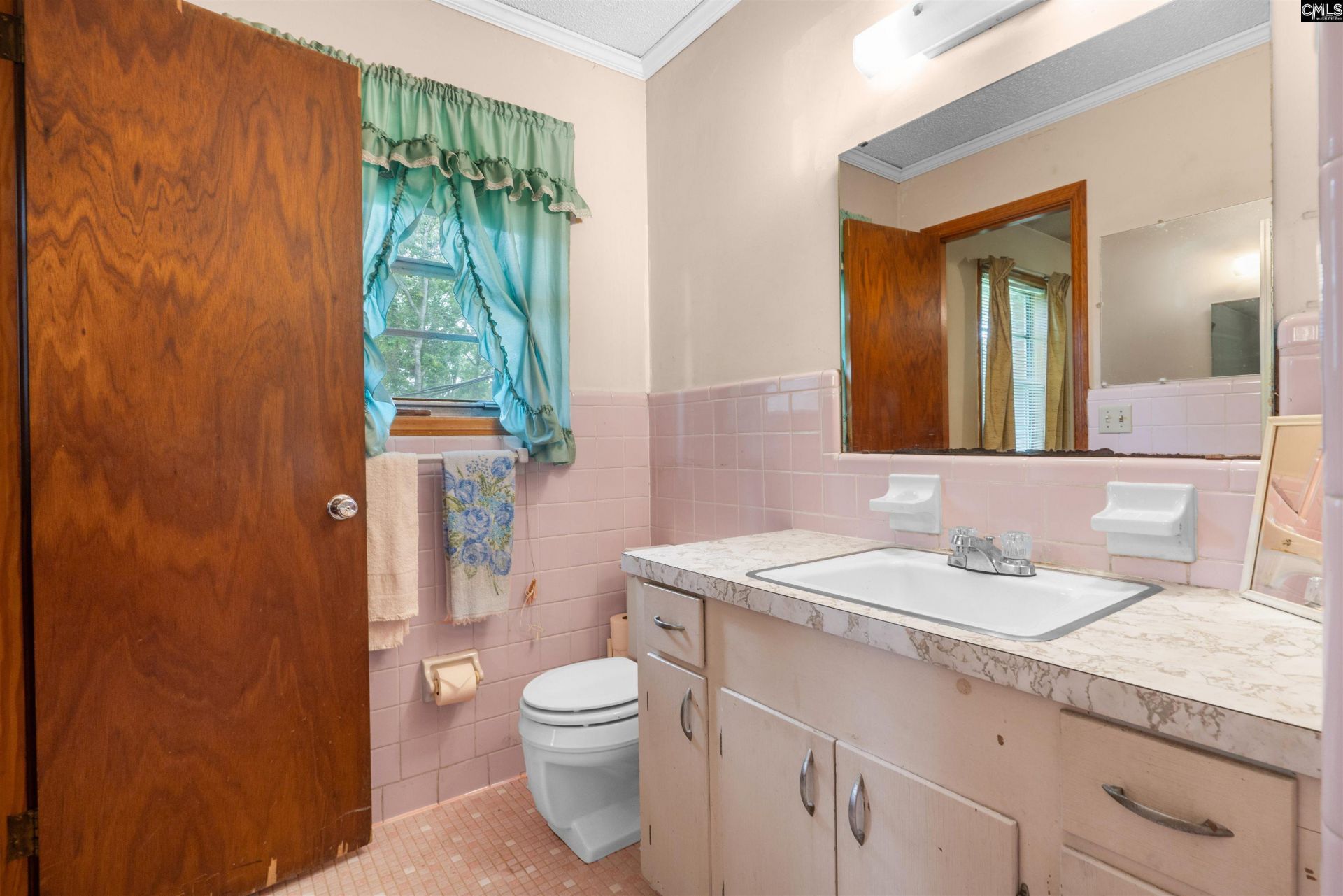 1041 Lynn Drive  Photo 18