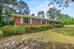 1041 Lynn Drive  photo 4