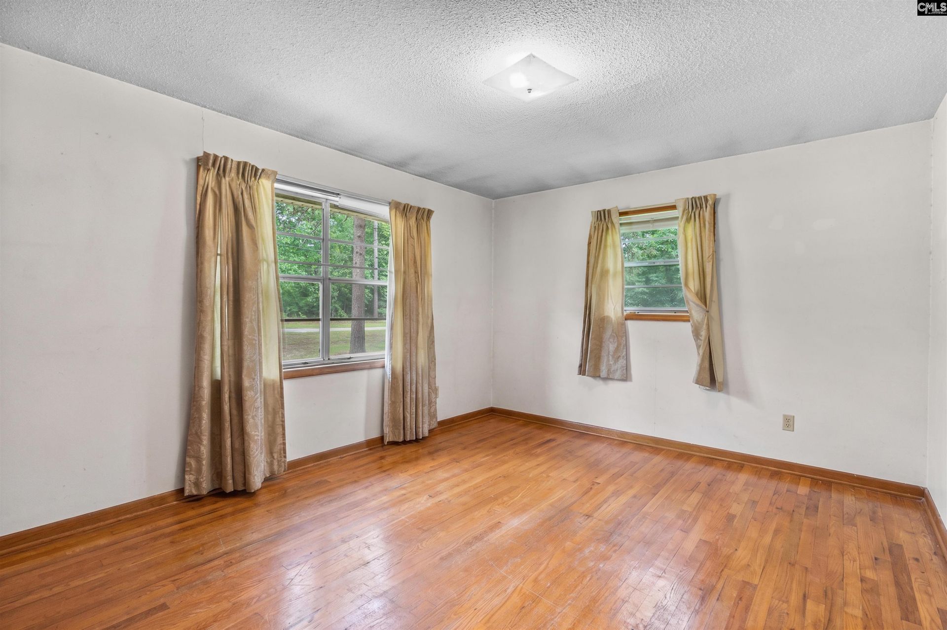 1041 Lynn Drive  Photo 23