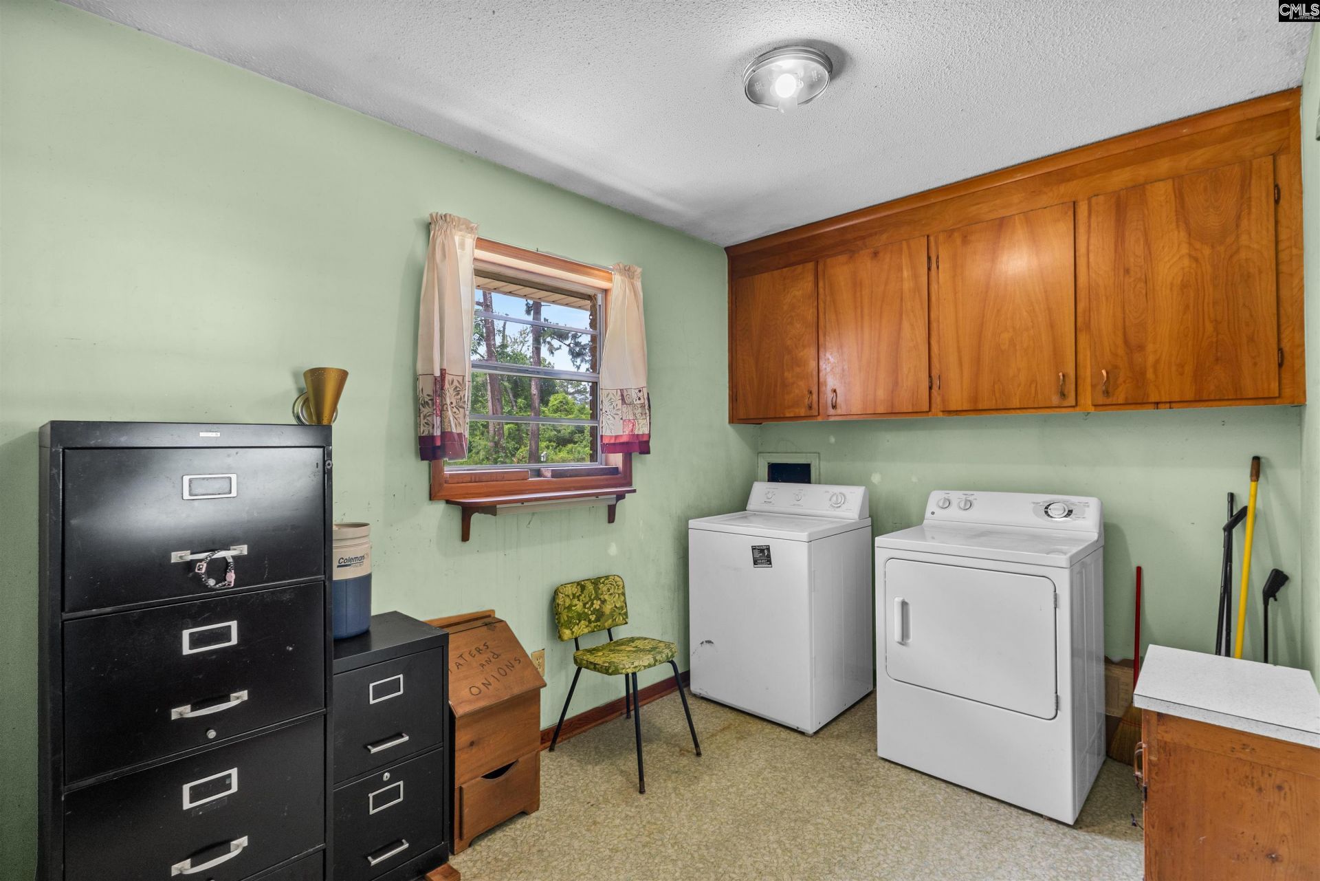 1041 Lynn Drive  Photo 26