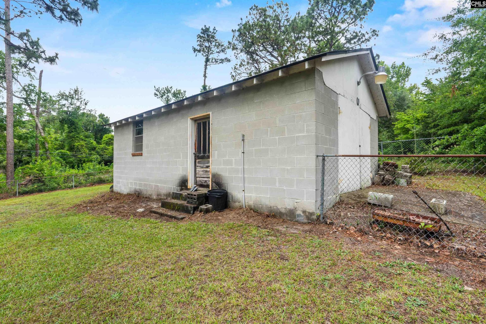 1041 Lynn Drive  Photo 31