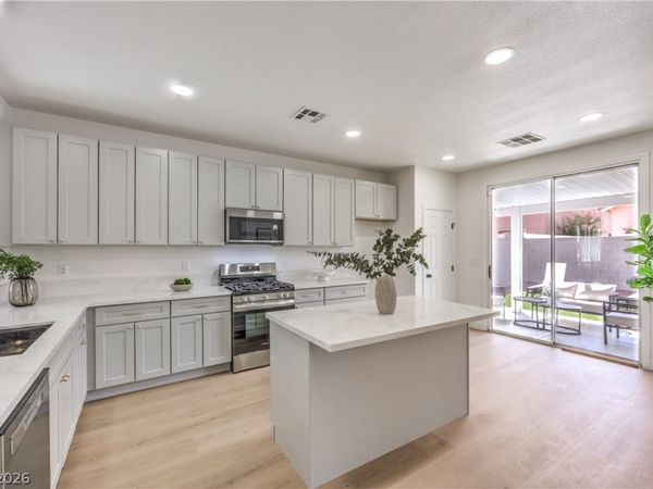 11855 Bella Luna Street , Las Vegas, NV 89183