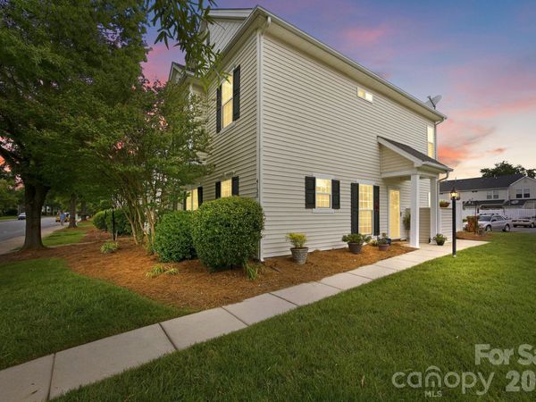4130 Town Center Road , Harrisburg, NC 28075