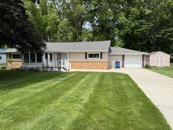 928 Hummingbird Lane, Quincy, MI 49082