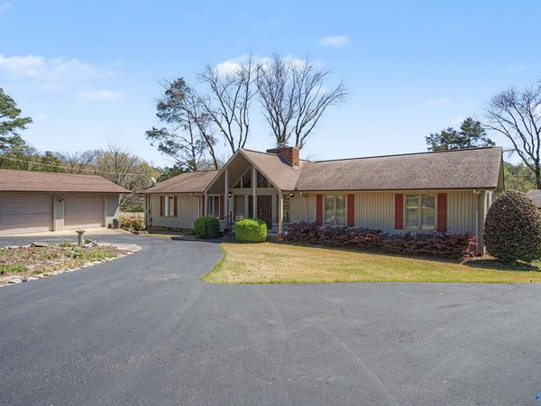 170 Cedar Circle, Guntersville, AL 35976