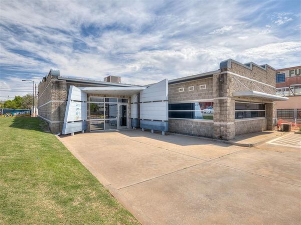 17 NW 6th Street, Oklahoma City, OK 73102