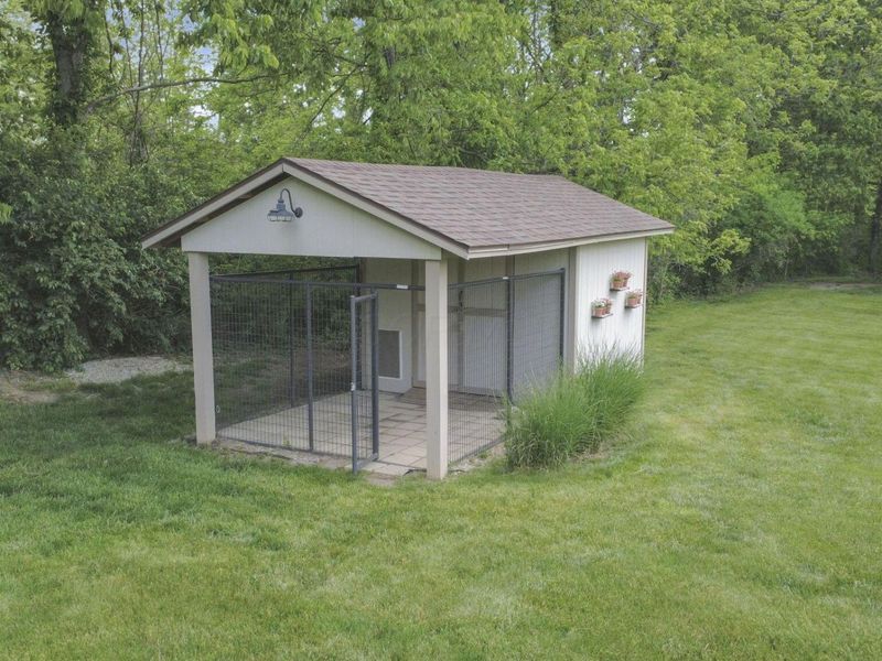 300 Waters Drive, Hebron, OH 43025 Photo 36