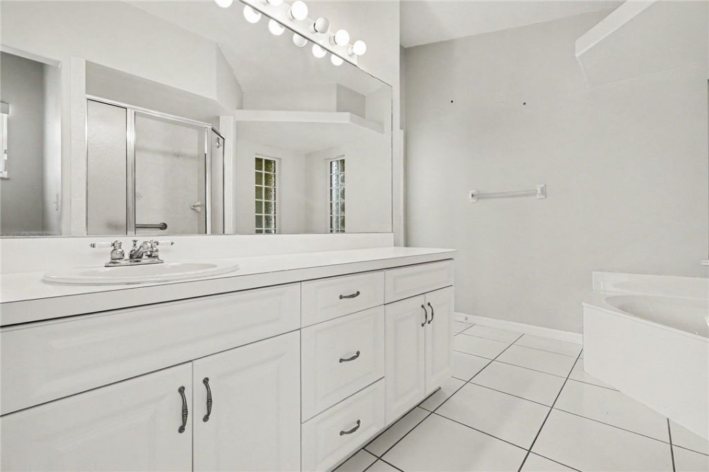 525 Belfast Terrace, Sebastian, FL 32958 Photo