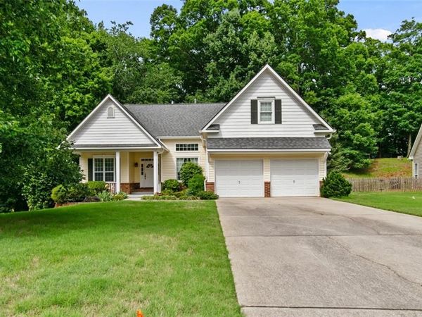 5723 Rutland Way , Powder Springs, GA 30127