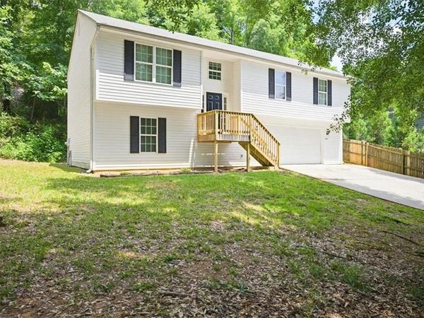 4015 Chapman Drive , Gainesville, GA 30506