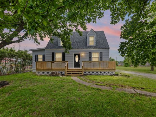 21 Mills Cart Road , Salem, IL 62881