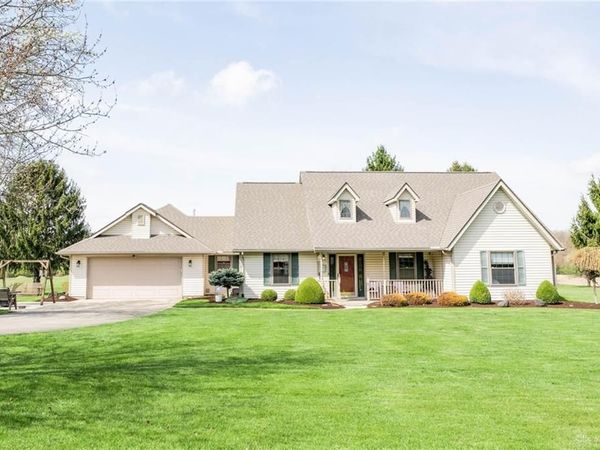 10535 Frederick Pike, Vandalia, OH 45377