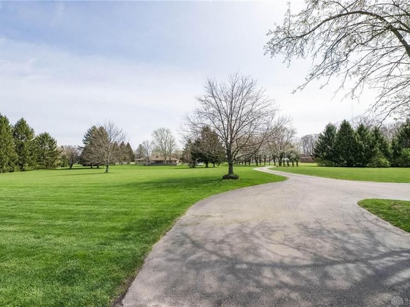 10535 Frederick Pike, Vandalia, OH 45377 Photo 18