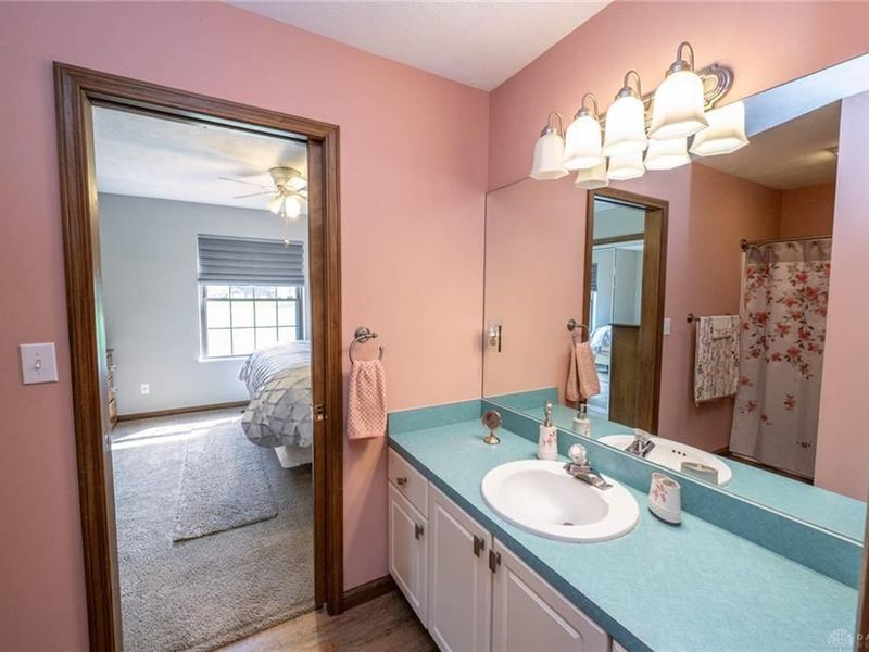10535 Frederick Pike, Vandalia, OH 45377 Photo 41