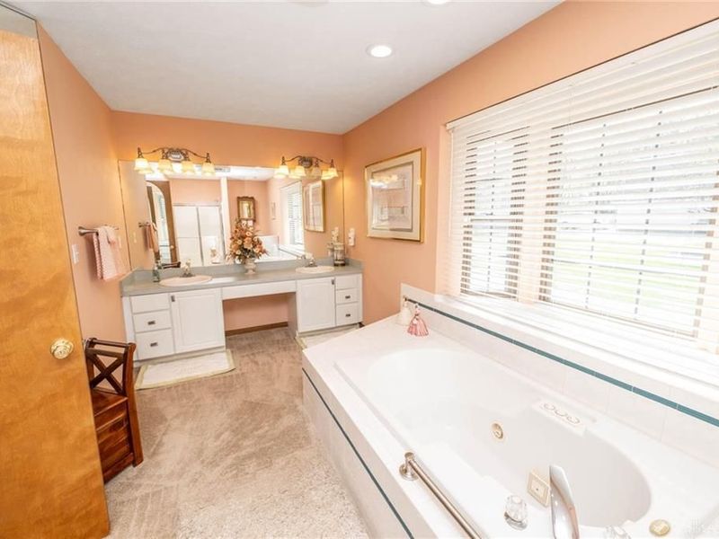 10535 Frederick Pike, Vandalia, OH 45377 Photo 54