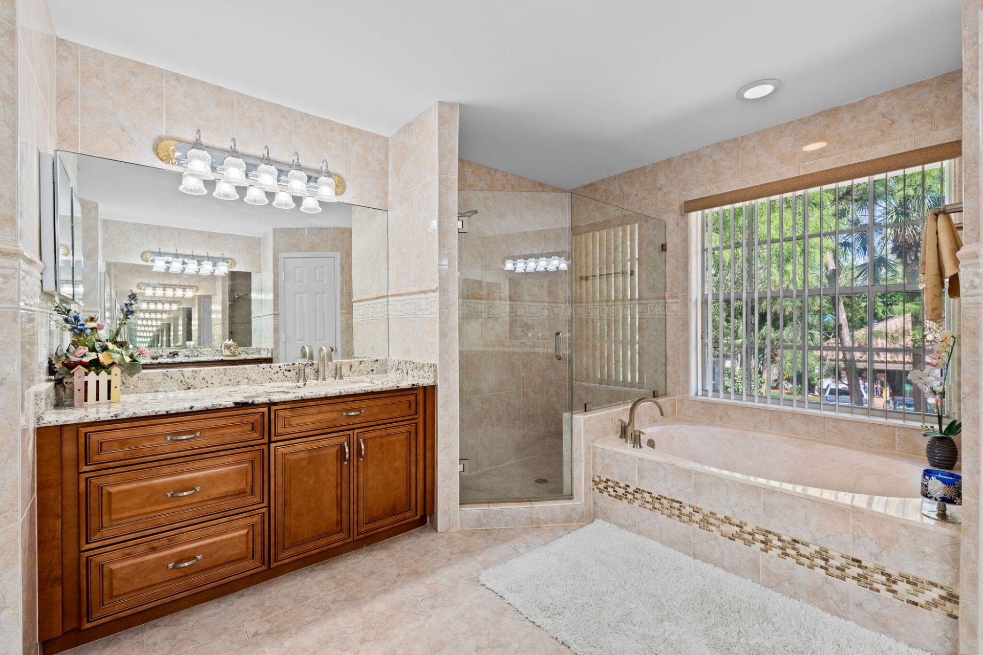 5304 NW 66th Avenue, Lauderhill, FL 33319 Photo