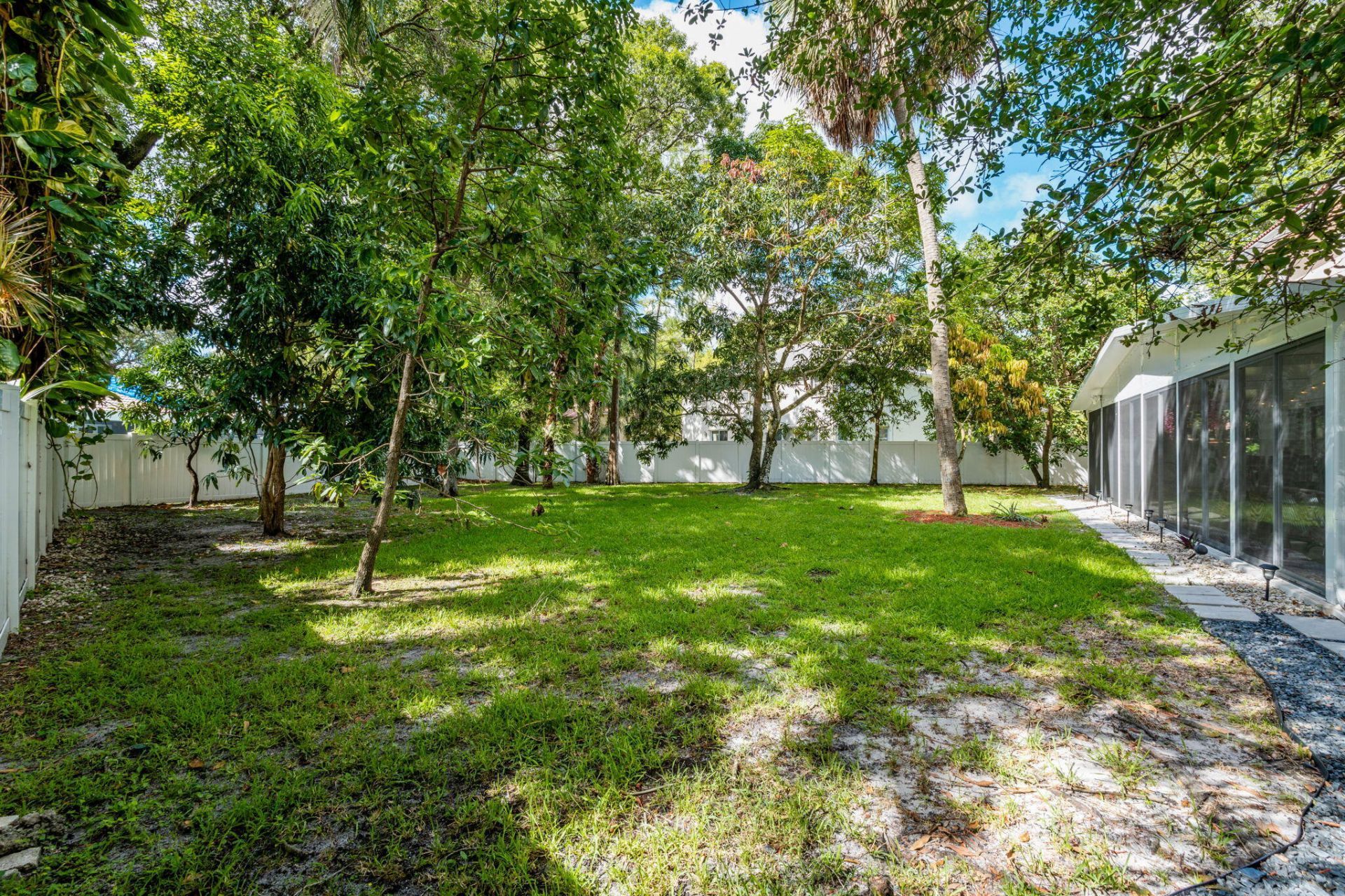 5304 NW 66th Avenue, Lauderhill, FL 33319 Photo