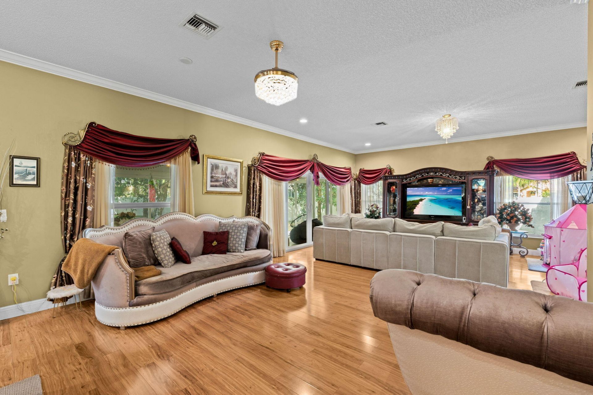 5304 NW 66th Avenue, Lauderhill, FL 33319 Photo