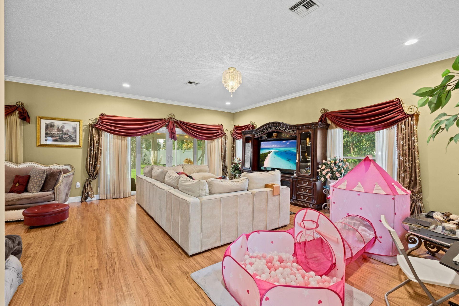 5304 NW 66th Avenue, Lauderhill, FL 33319 Photo