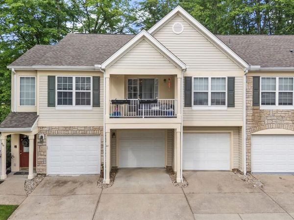 42 Tall Trees Drive, Unit 2A, Batavia Twp, OH 45102