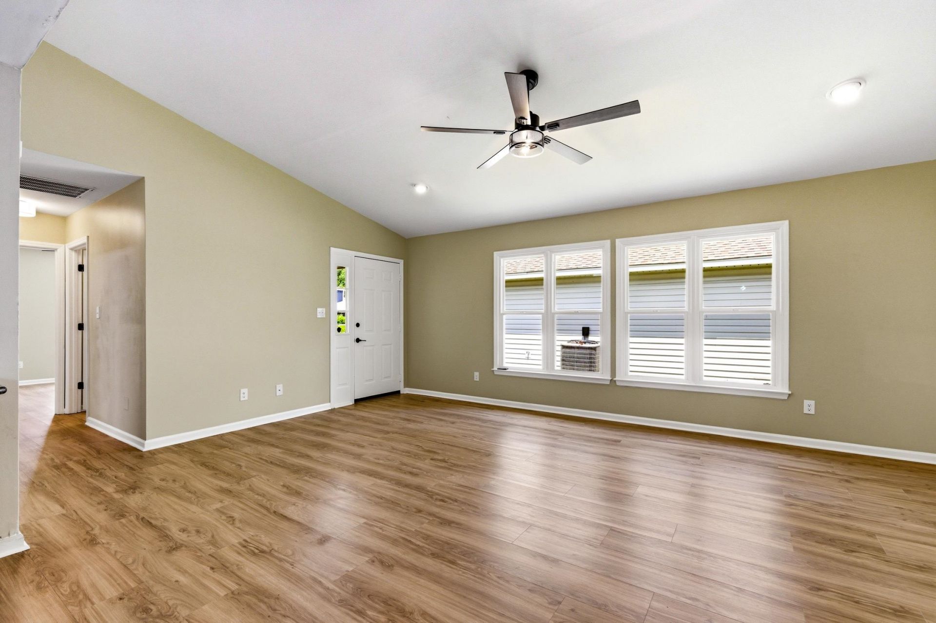804 Mary Ana Ct.  Photo 4