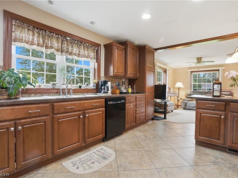 359 Walnut Street, Leetonia, OH 44431 Photo 5