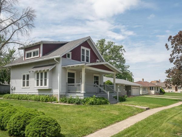 314 ALBANY AVE SE, Orange City, IA 51041