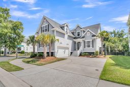 1560 Red Tide Road photo 4