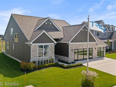52030 Wellington Valley Drive , Macomb Twp, MI 48042