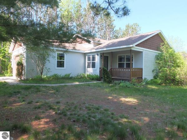 2332 Arthur Court, Traverse City, MI 49685