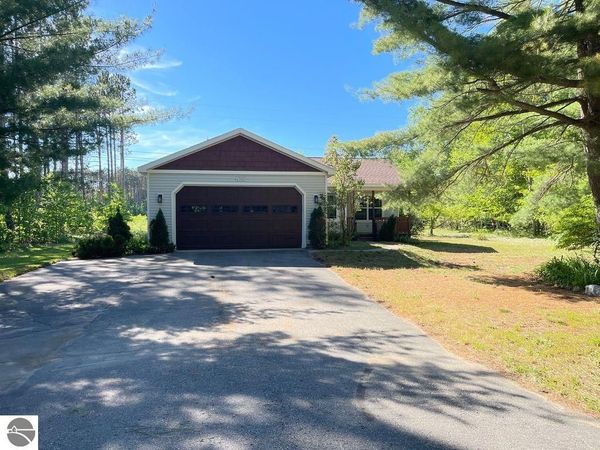 2332 Arthur Court, Traverse City, MI 49685