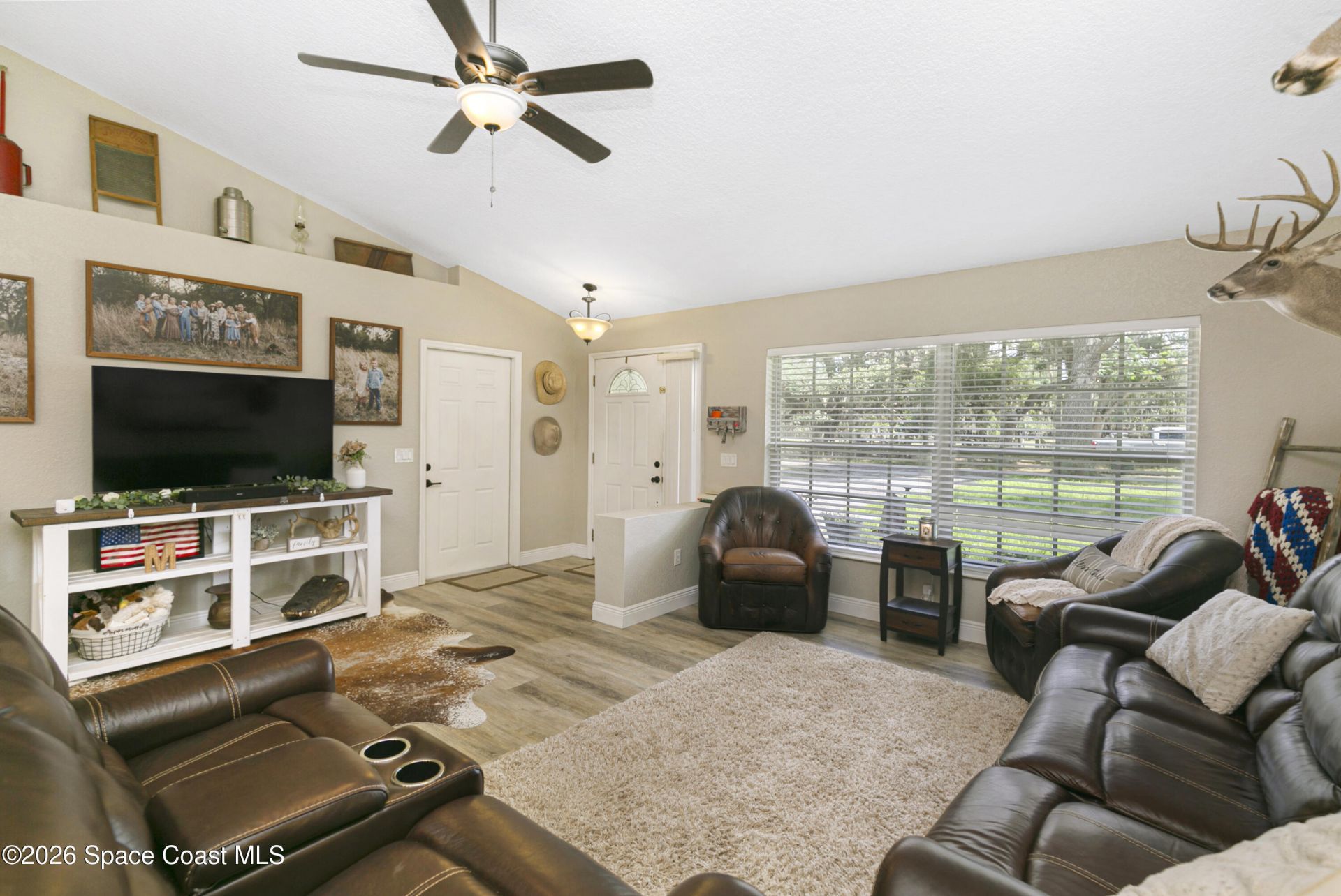 142 E 11th Street, Chuluota, FL 32766 Photo