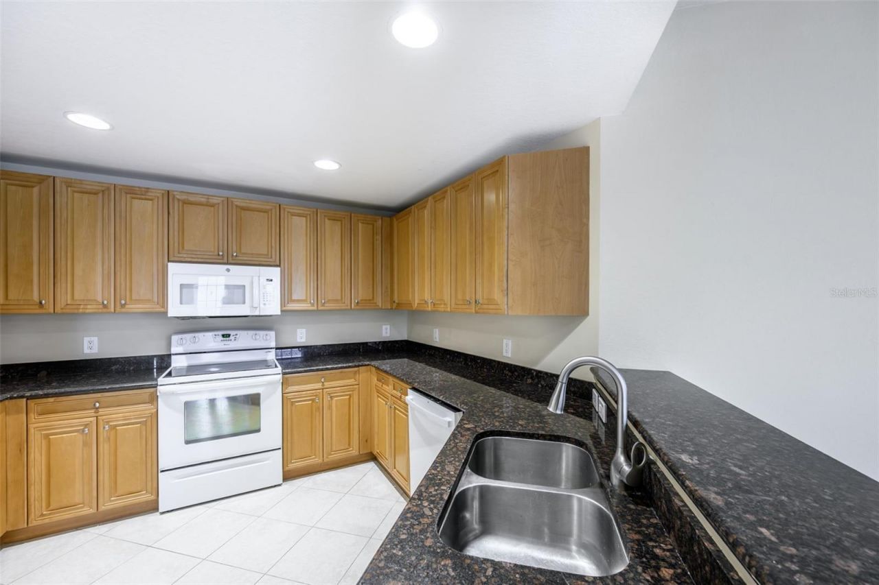240 W End Drive, Unit 713, Punta Gorda, FL 33950 Photo
