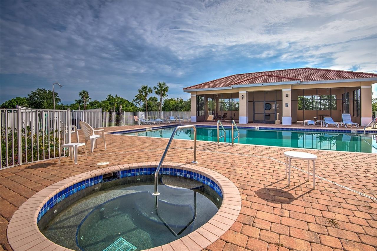 240 W End Drive, Unit 713, Punta Gorda, FL 33950 Photo