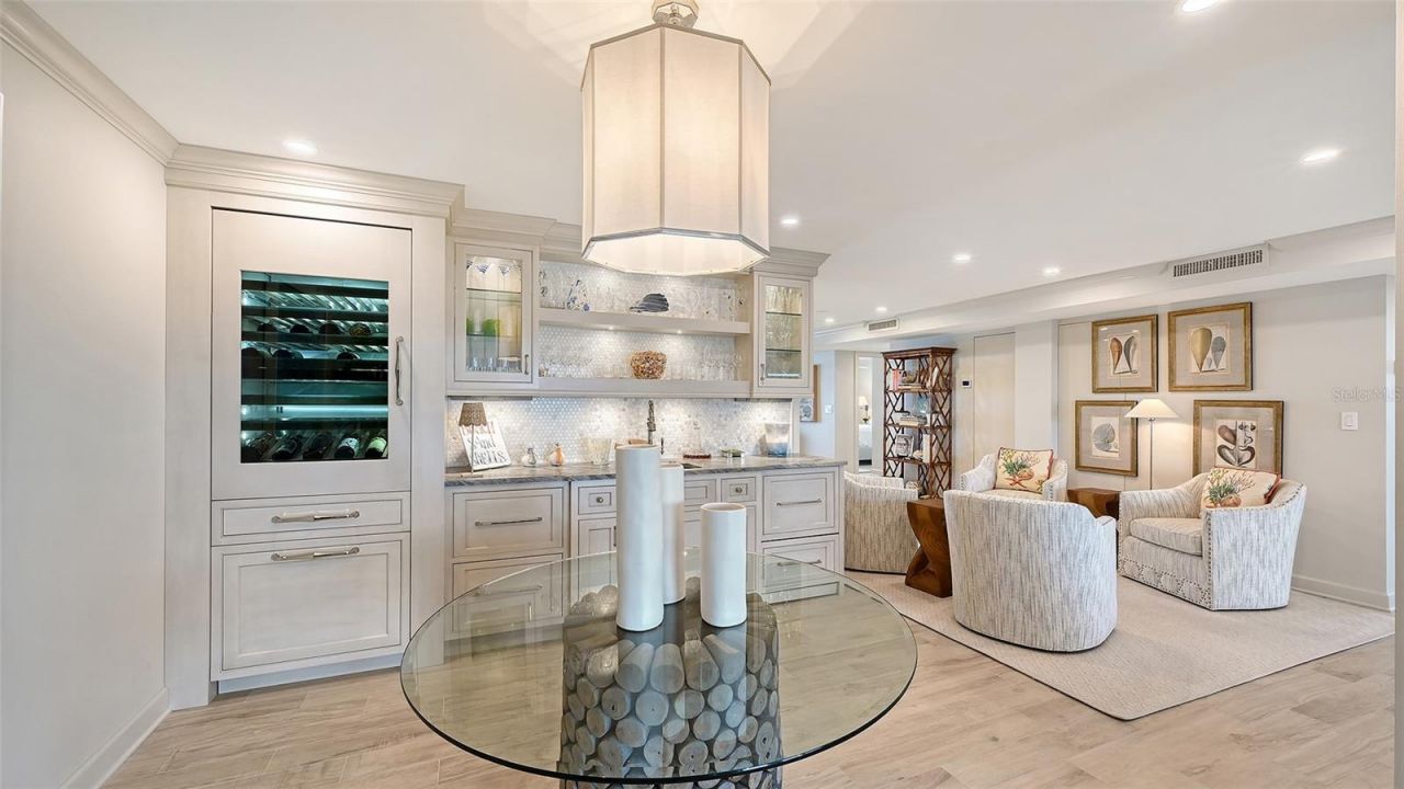 101 Benjamin Franklin Drive, Unit 85 & 86, Sarasota, FL 34236 Photo
