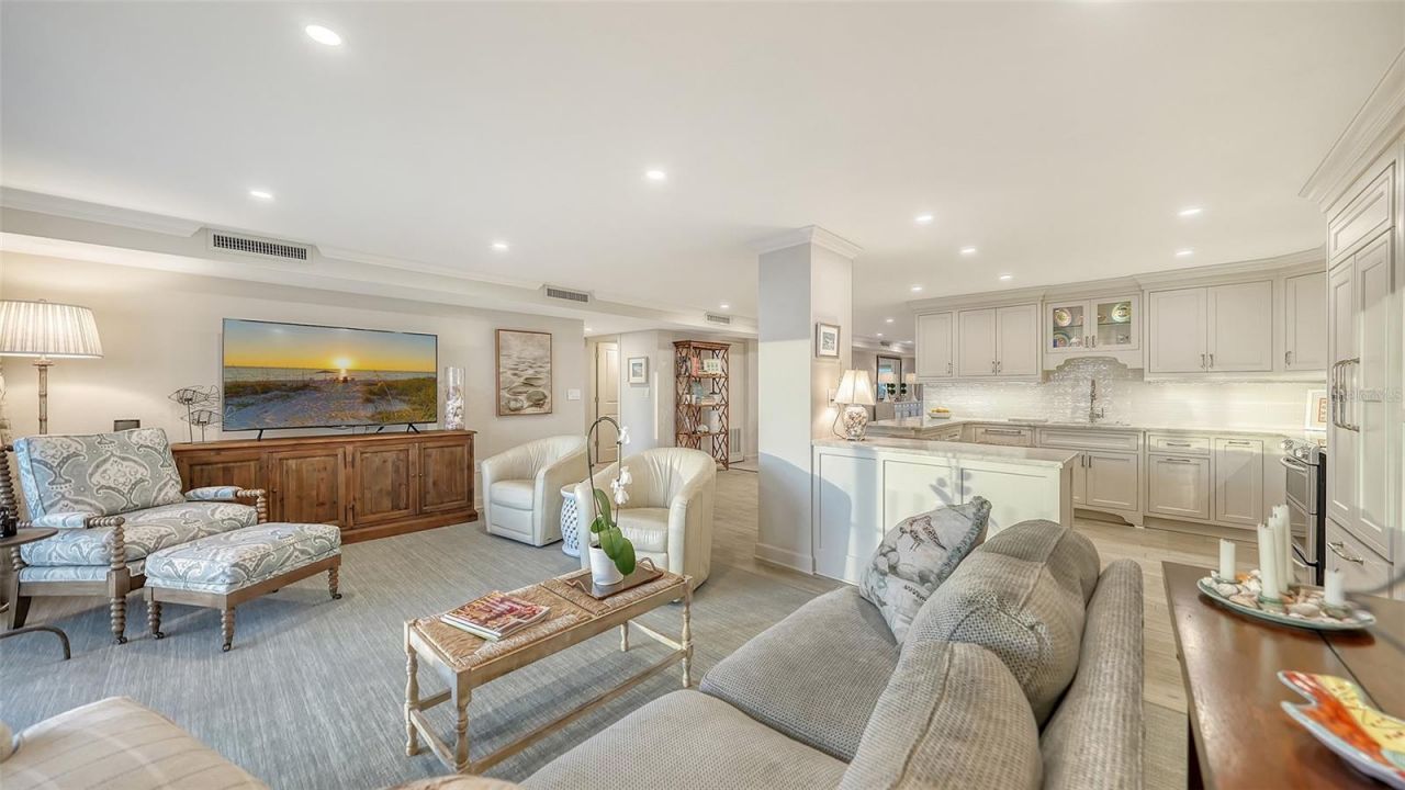 101 Benjamin Franklin Drive, Unit 85 & 86, Sarasota, FL 34236 Photo